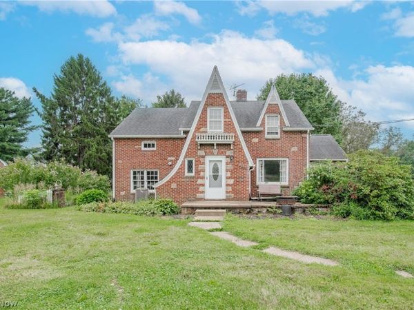 1410 Schneider Street NE, Canton, OH 44721
