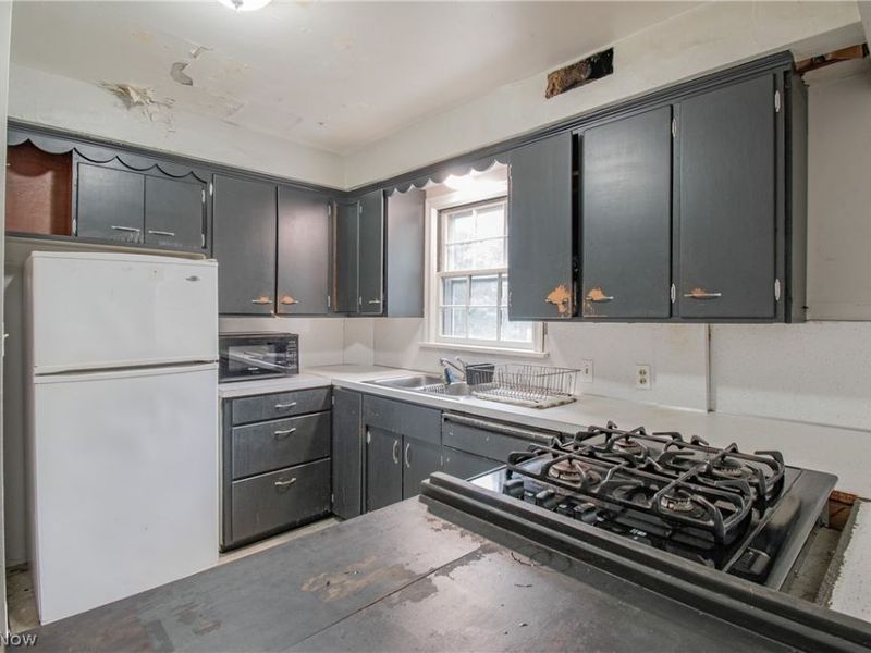1410 Schneider Street NE, Canton, OH 44721 Photo 10