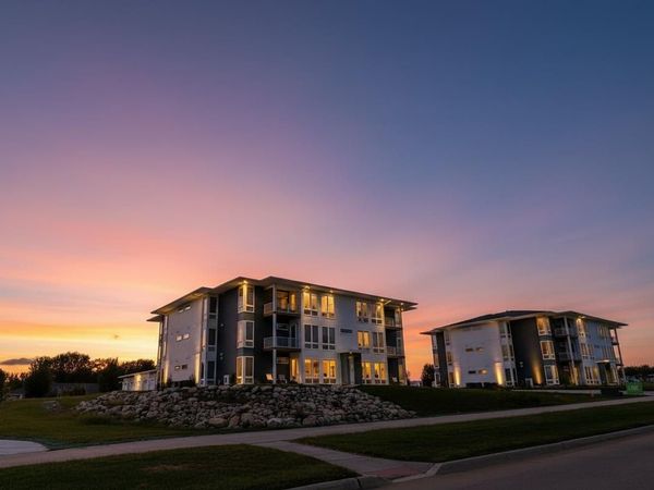 4015 Cedar Heights Drive, Unit 5, Cedar Falls, IA 50613
