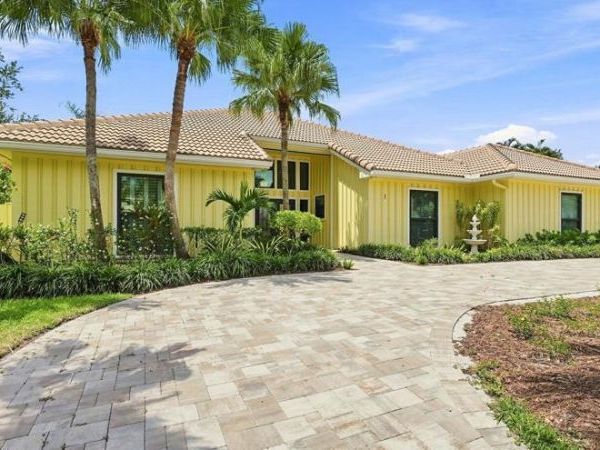 1 WYCLIFF Road, Palm Beach Gardens, FL 33418