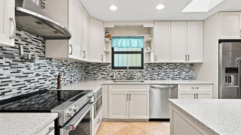 1 Wycliff Road, Palm Beach Gardens, FL 33418 Photo