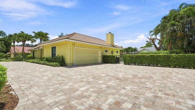 1 Wycliff Road, Palm Beach Gardens, FL 33418 Photo