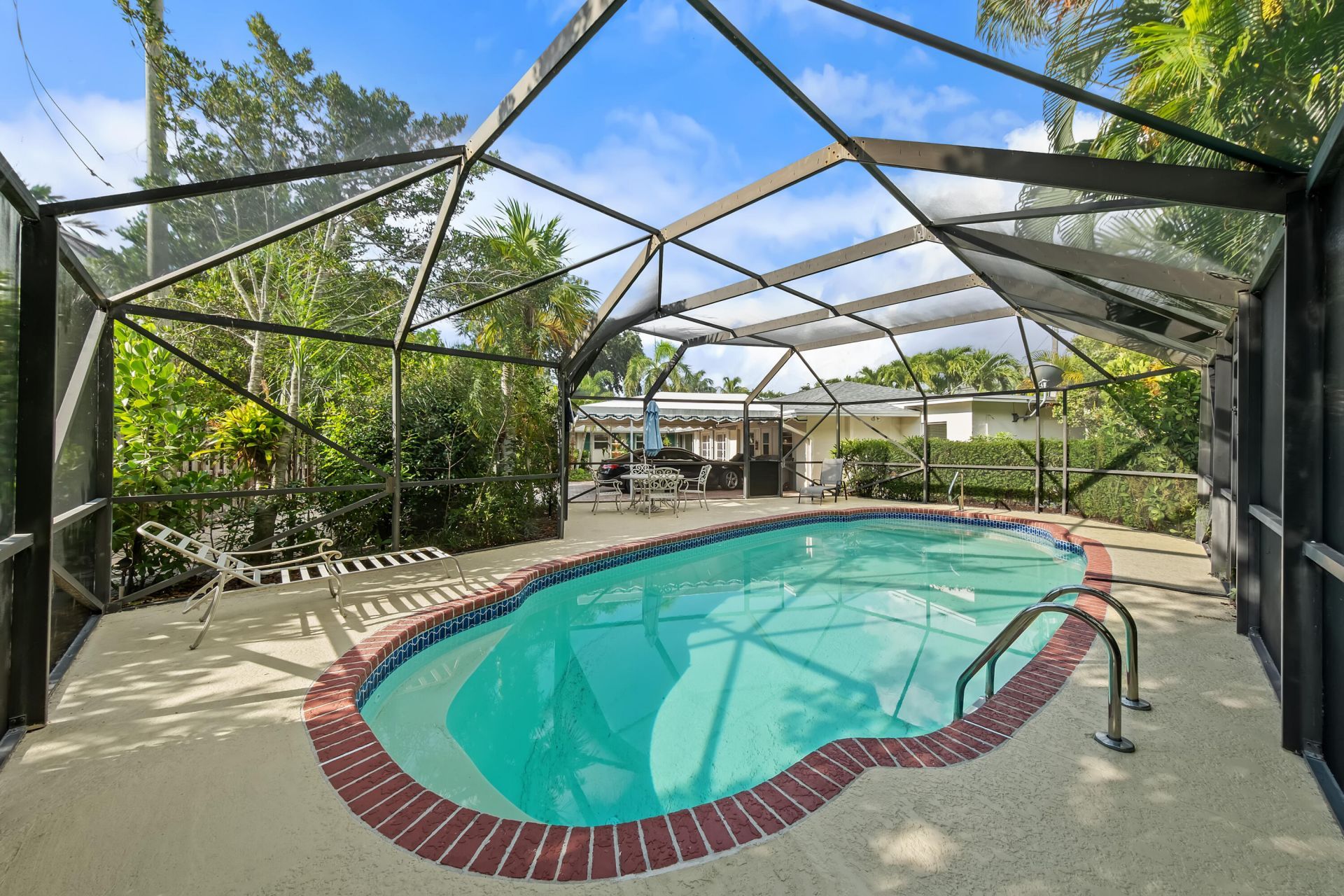 129 Alhambra Place, West Palm Beach, FL 33405 Photo
