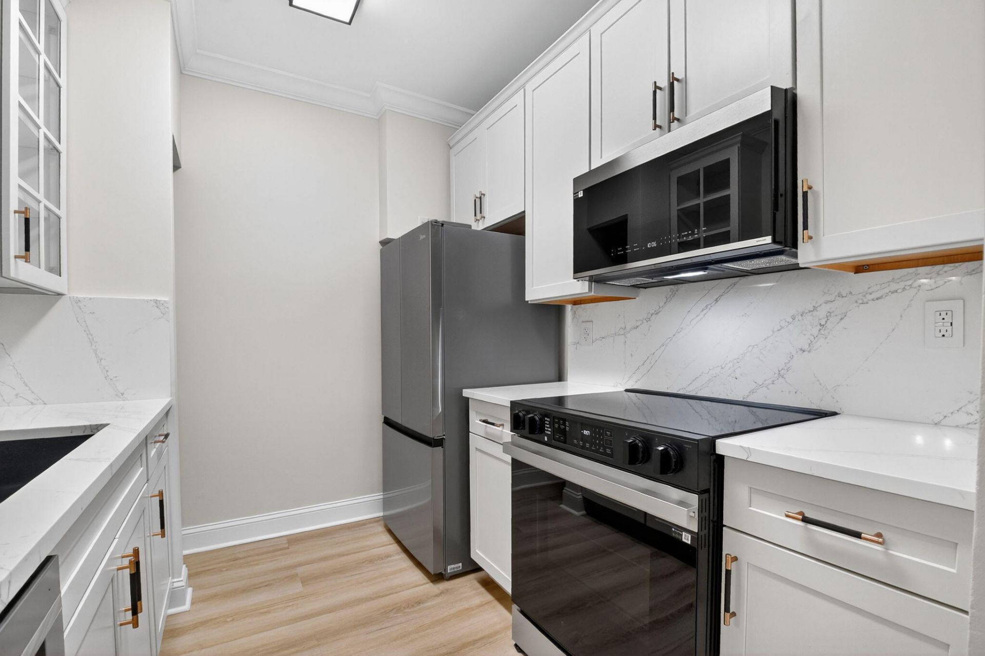 630 S Sapodilla Avenue, Unit 412, West Palm Beach, FL 33401 Photo