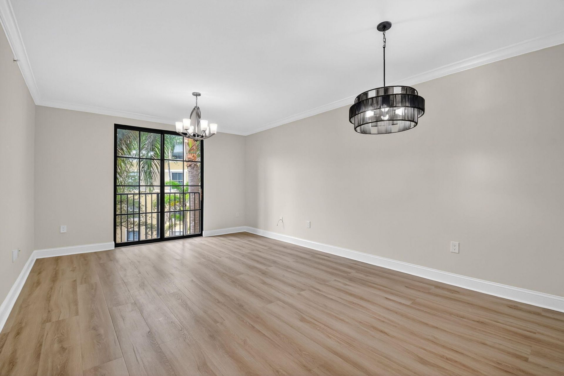 630 S Sapodilla Avenue, Unit 412, West Palm Beach, FL 33401 Photo