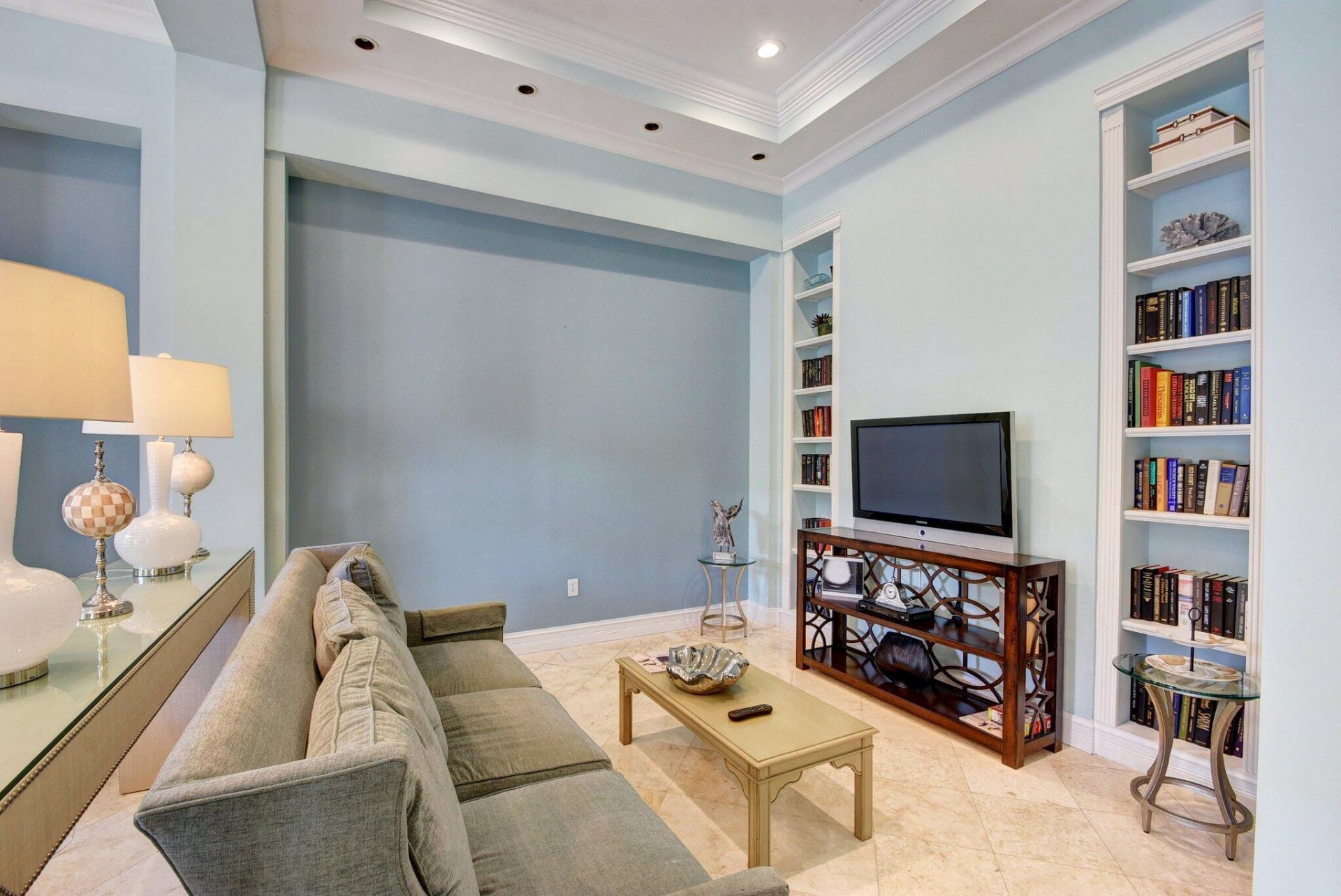 630 S Sapodilla Avenue, Unit 412, West Palm Beach, FL 33401 Photo