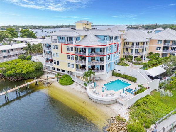 309 E OCEAN Avenue, Unit 304, Lantana, FL 33462