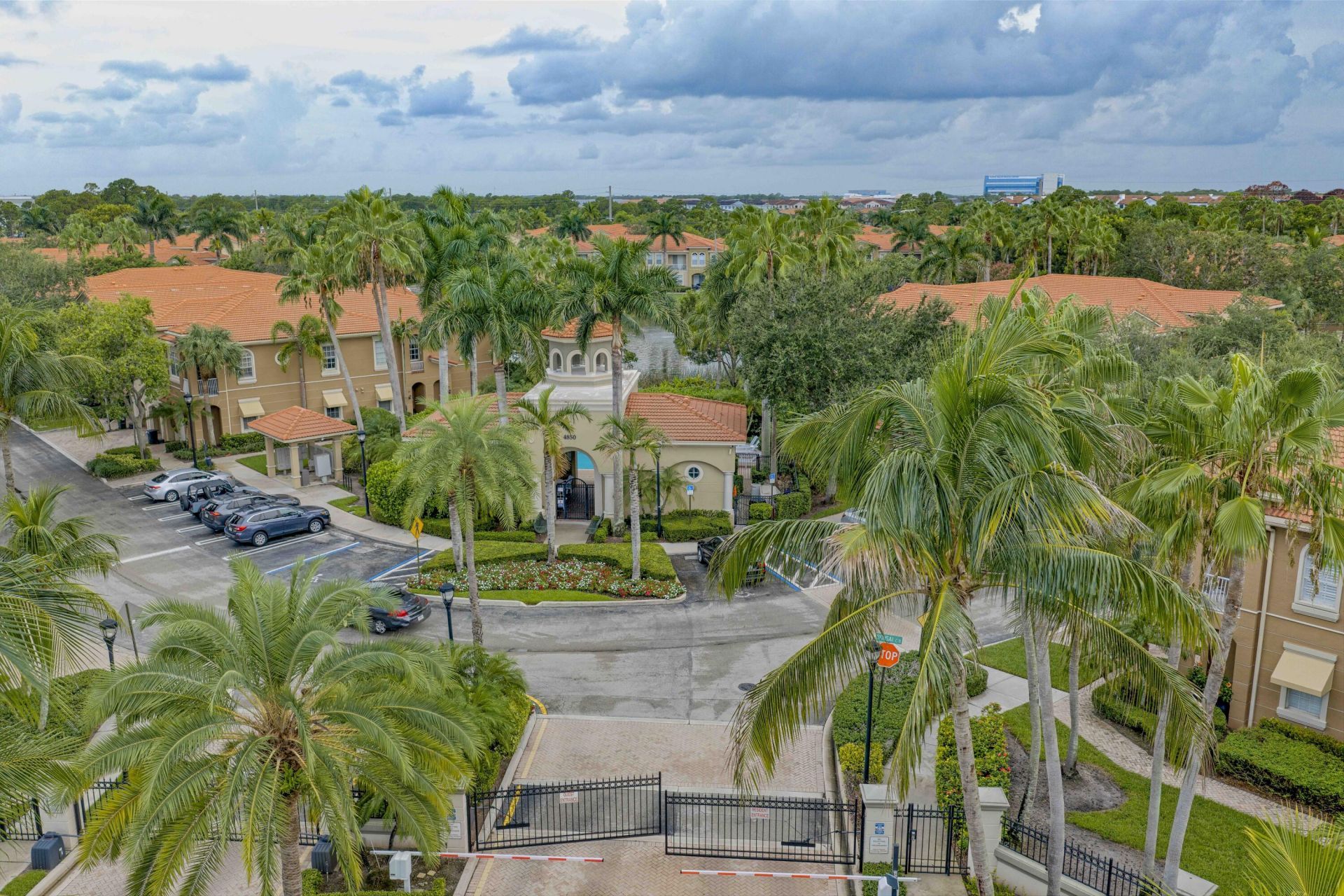 4931 Bonsai Circle, Unit 211, Palm Beach Gardens, FL 33418 Photo