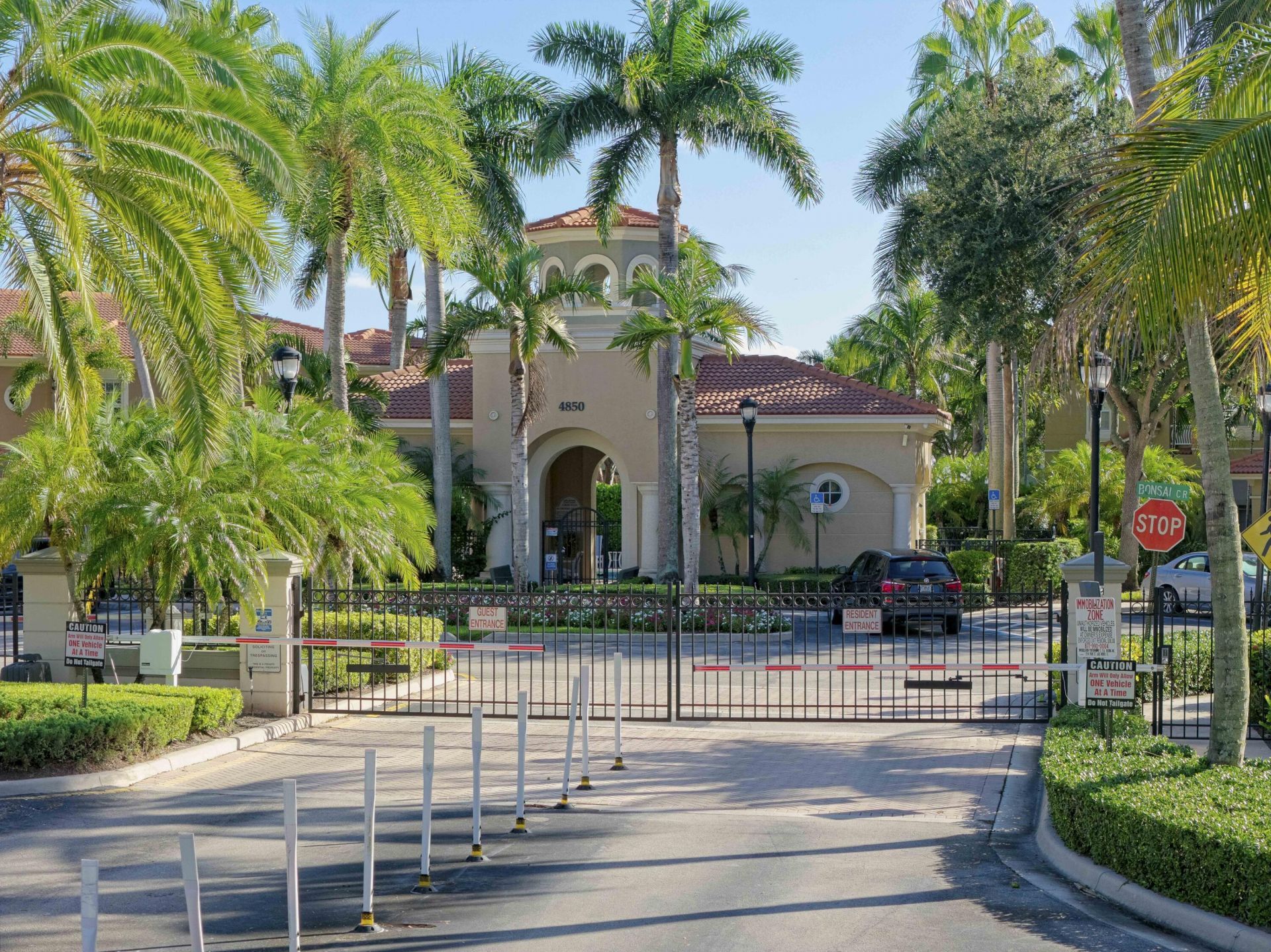 4931 Bonsai Circle, Unit 211, Palm Beach Gardens, FL 33418 Photo