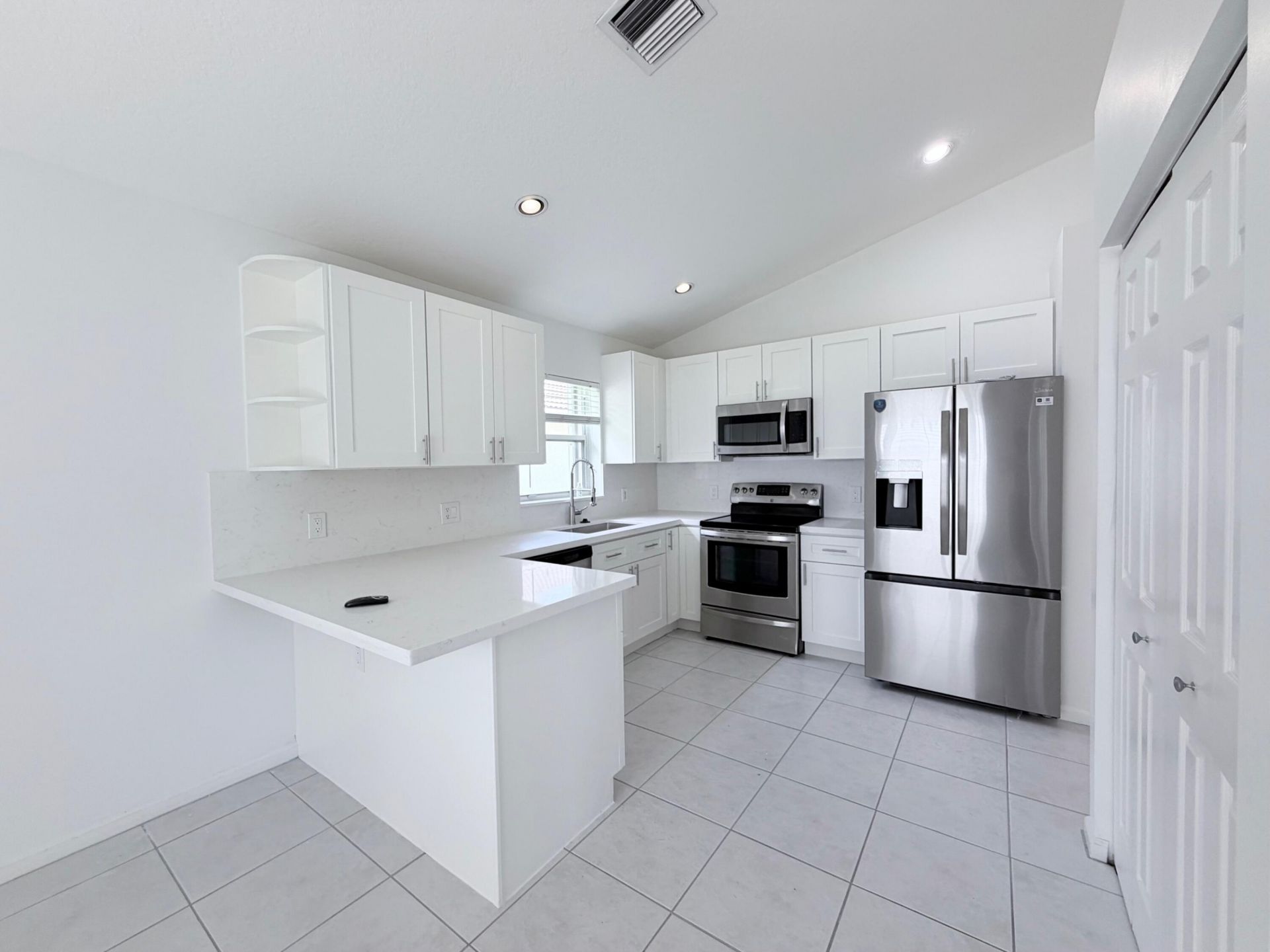 1975 Oak Berry Circle, Wellington, FL 33414 Photo