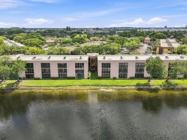 7432 ASHMONT Circle, Unit 208, Tamarac, FL 33321