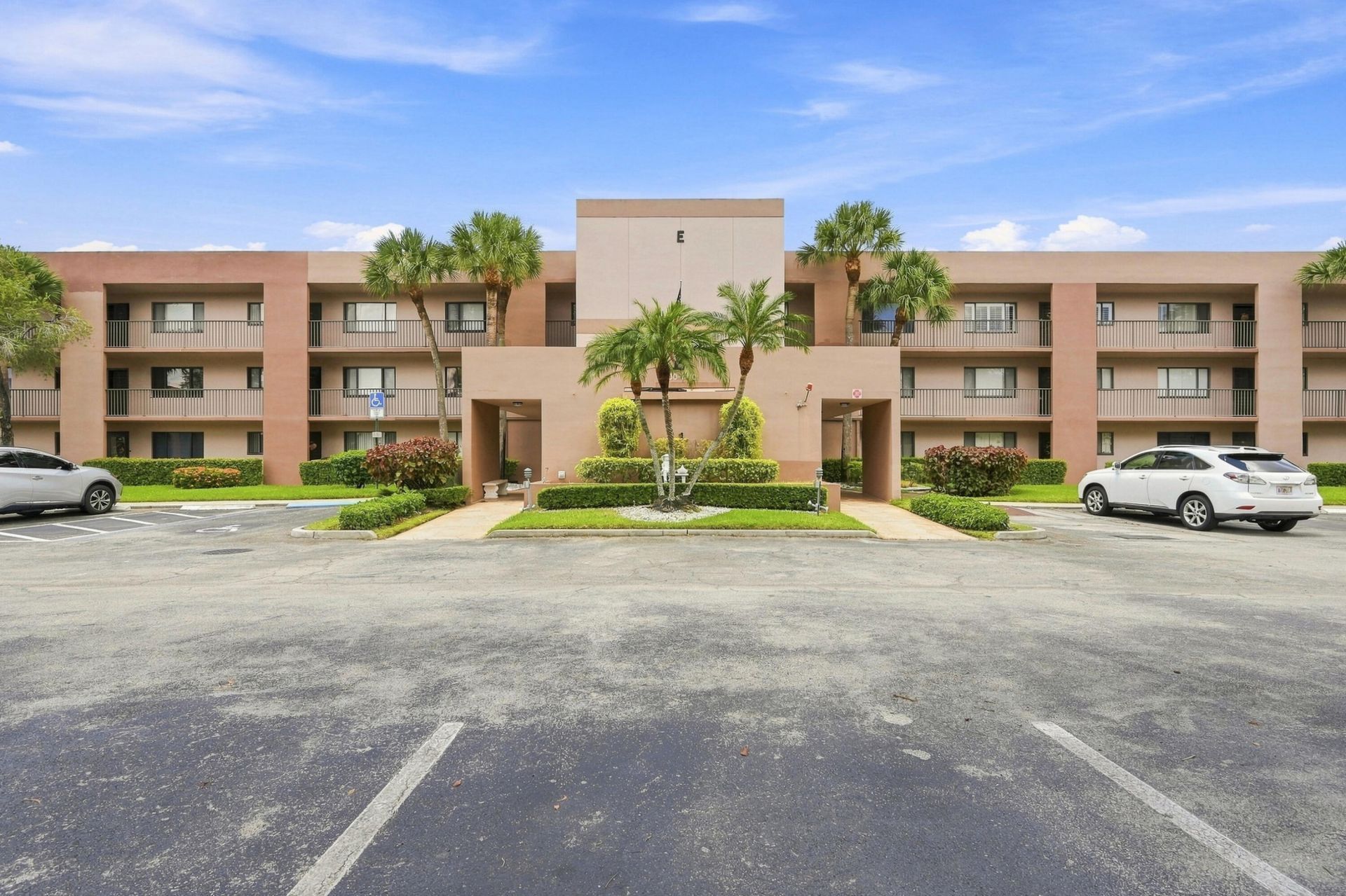 7432 Ashmont Circle, Unit 208, Tamarac, FL 33321 Photo