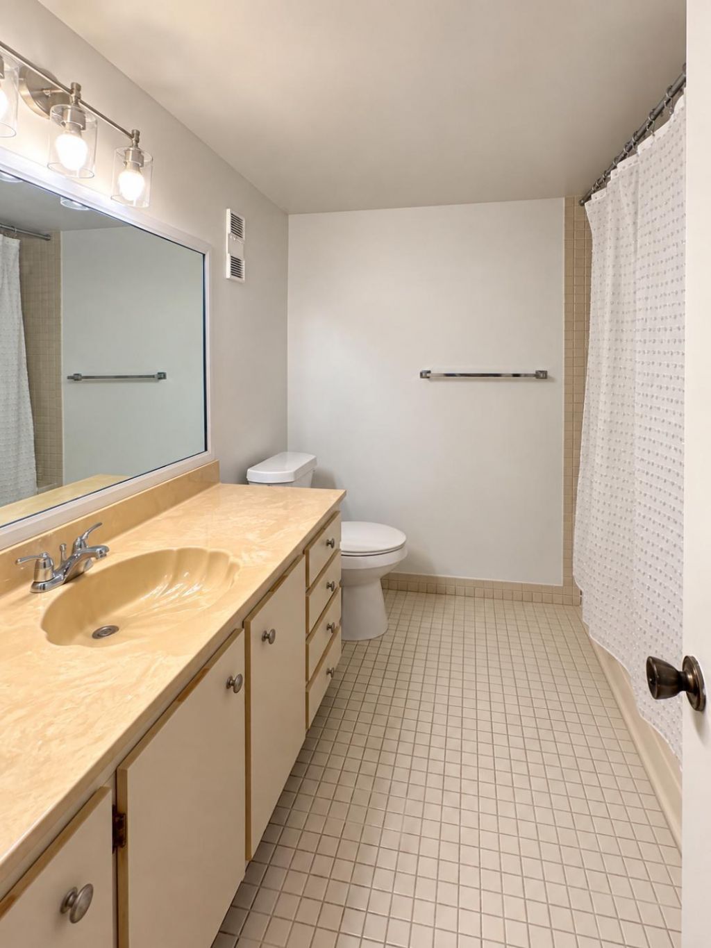 7432 Ashmont Circle, Unit 208, Tamarac, FL 33321 Photo