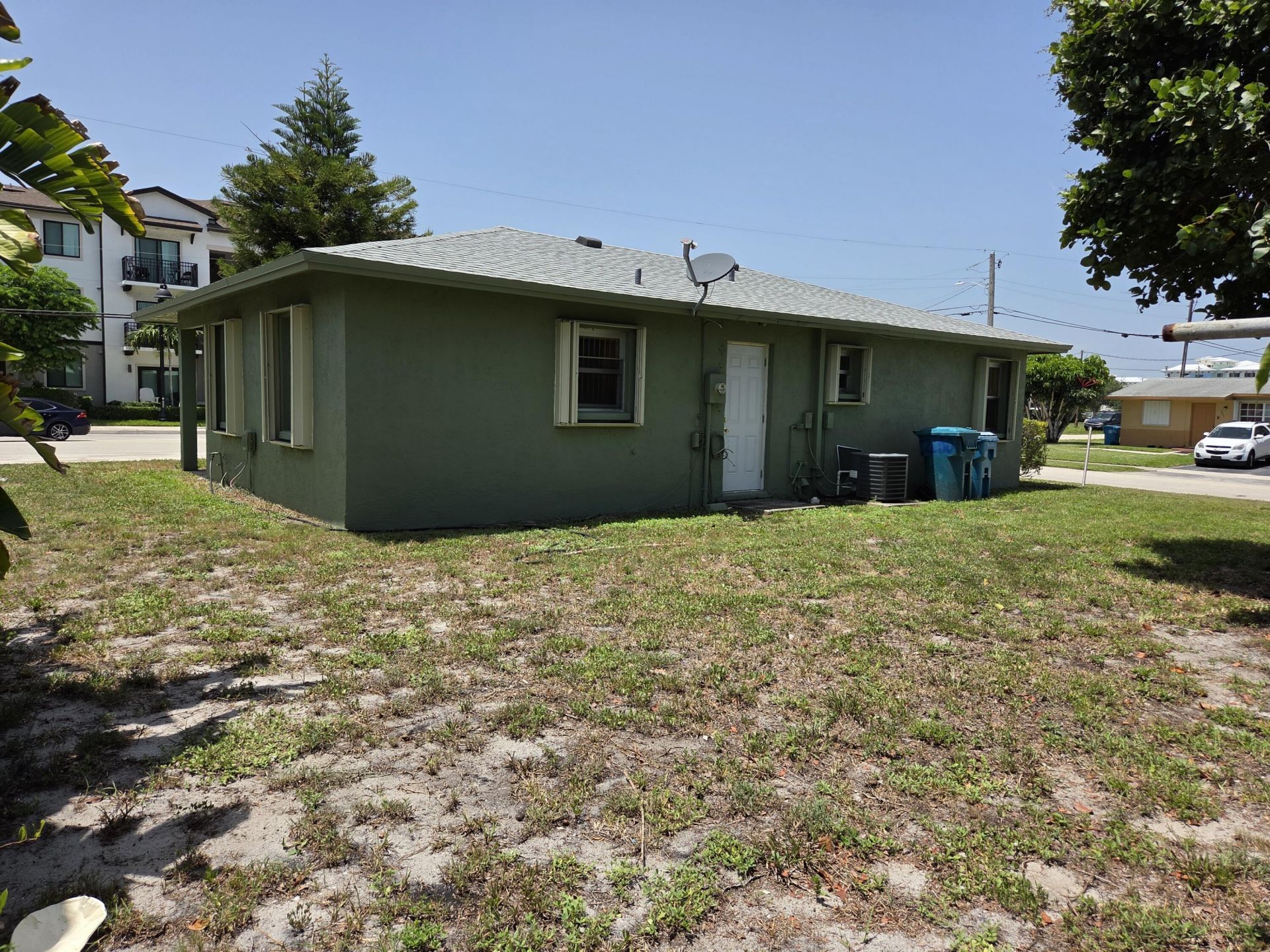 734 NE 1st Street, Boynton Beach, FL 33435 Photo