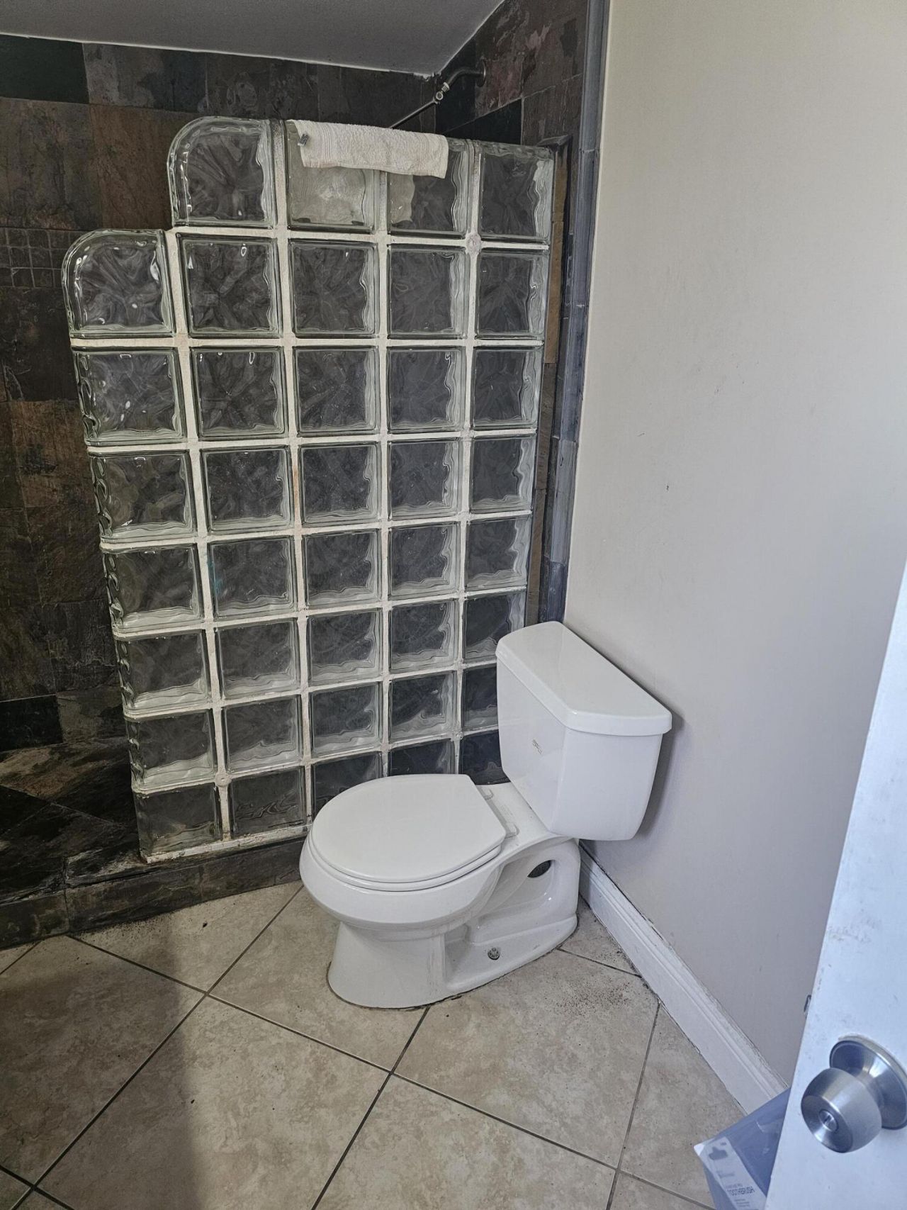 6134 Hogan Creek Road, Margate, FL 33063 Photo