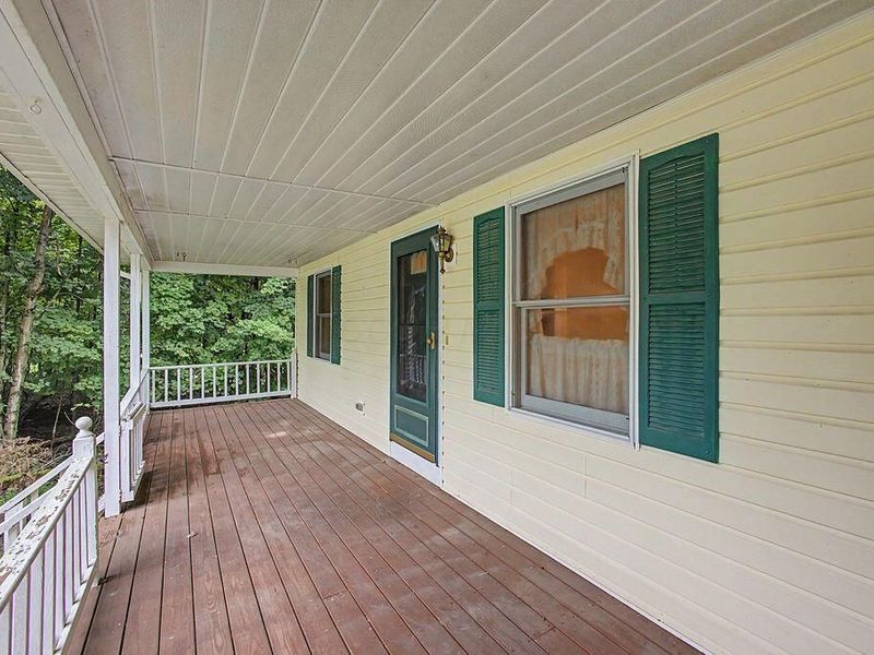 589 Floral Valley Drive W, Howard, OH 43028 Photo 3