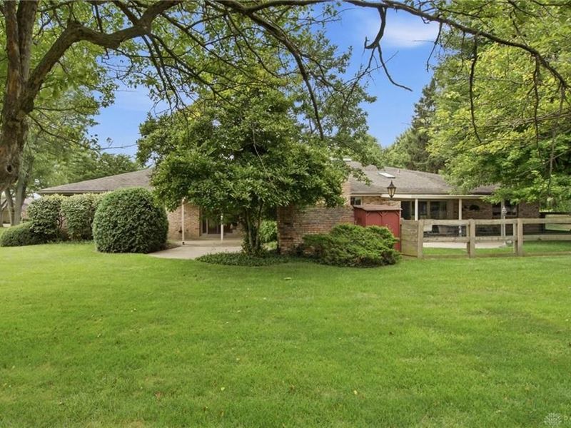 1327 Quail Bend Circle, Kettering, OH 45429 Photo 27