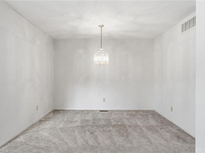 1327 Quail Bend Circle, Kettering, OH 45429 Photo 8