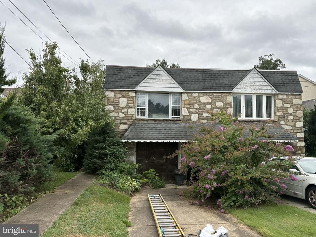 4506 Aubrey Avenue, Philadelphia, PA 19114 Main Photo