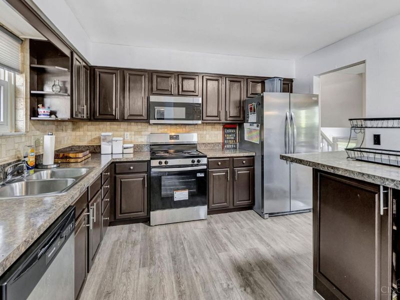 6404 Tylersville Road, West Chester, OH 45069 Photo 12