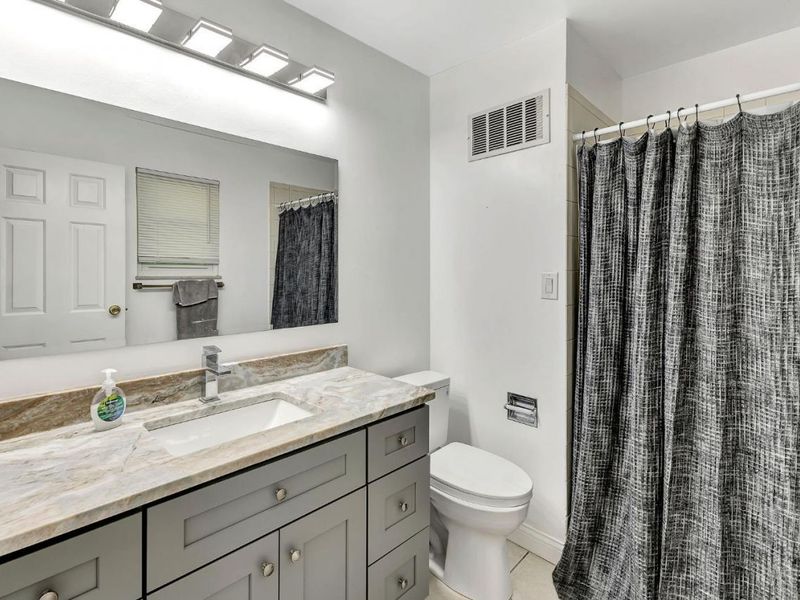 6404 Tylersville Road, West Chester, OH 45069 Photo 24