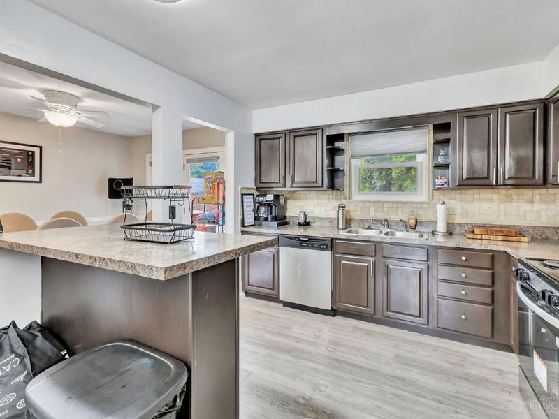 6404 Tylersville Road, West Chester, OH 45069 Photo 9