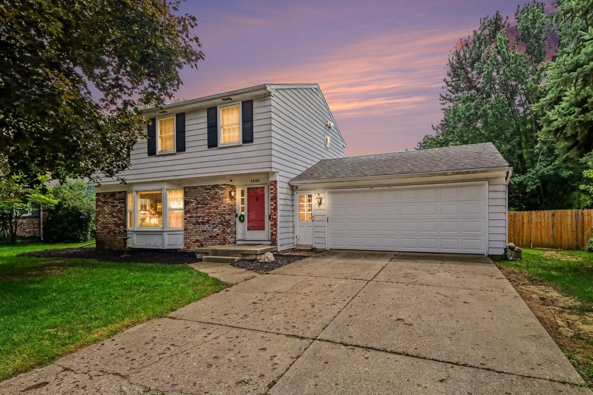 1446 Mapleview Street Se, Kentwood, MI 49508 Main Photo