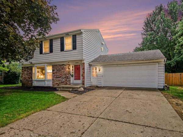 1446 Mapleview Street SE, Kentwood, MI 49508