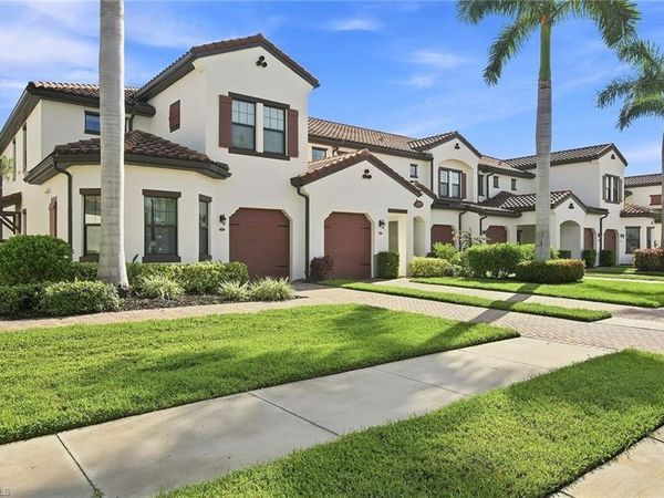 15157 Palmer Lake CIR, Unit 202, NAPLES, FL 34109