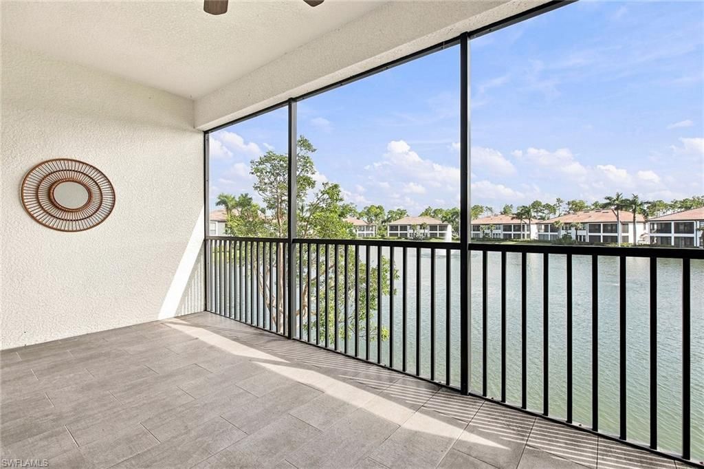 15157 Palmer Lake Cir, Unit 202, Naples, FL 34109 Photo