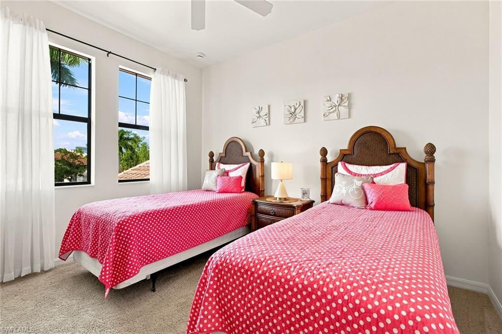 15157 Palmer Lake Cir, Unit 202, Naples, FL 34109 Photo