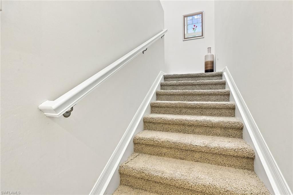 15157 Palmer Lake Cir, Unit 202, Naples, FL 34109 Photo