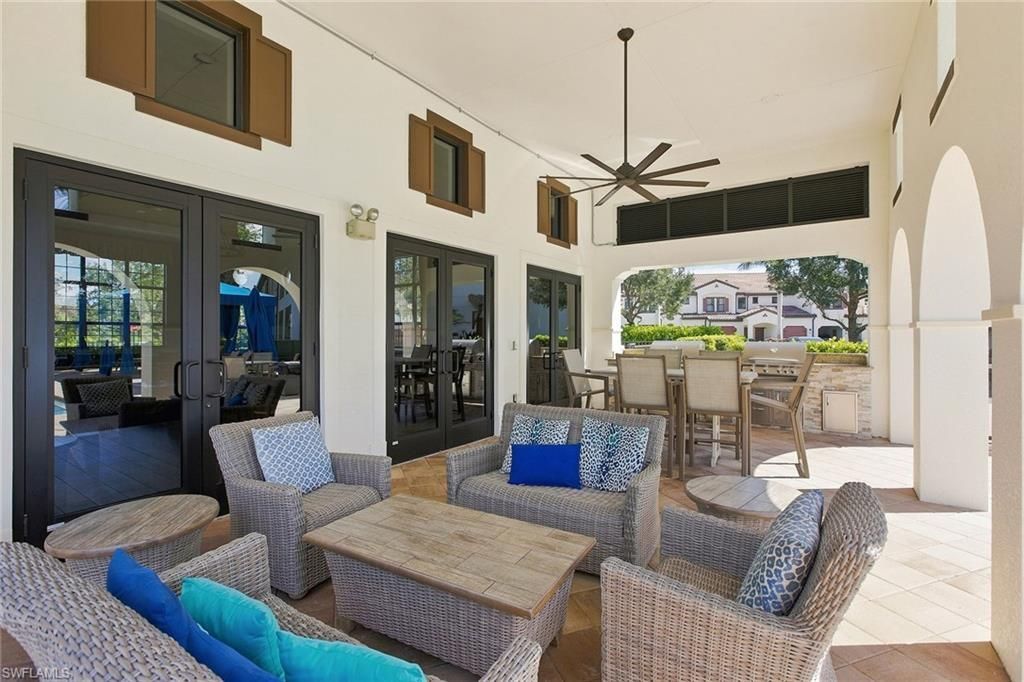 15157 Palmer Lake Cir, Unit 202, Naples, FL 34109 Photo