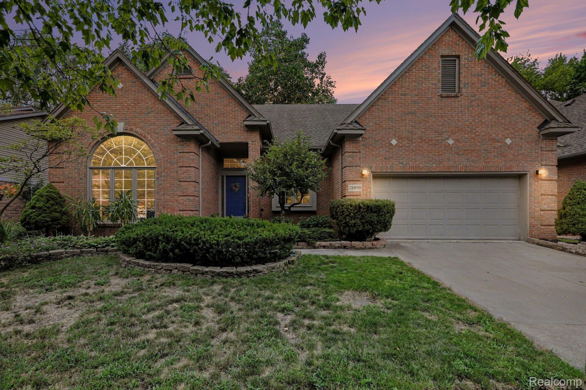 25890 Abbey Drive, Novi, Mi 48374 Main Photo