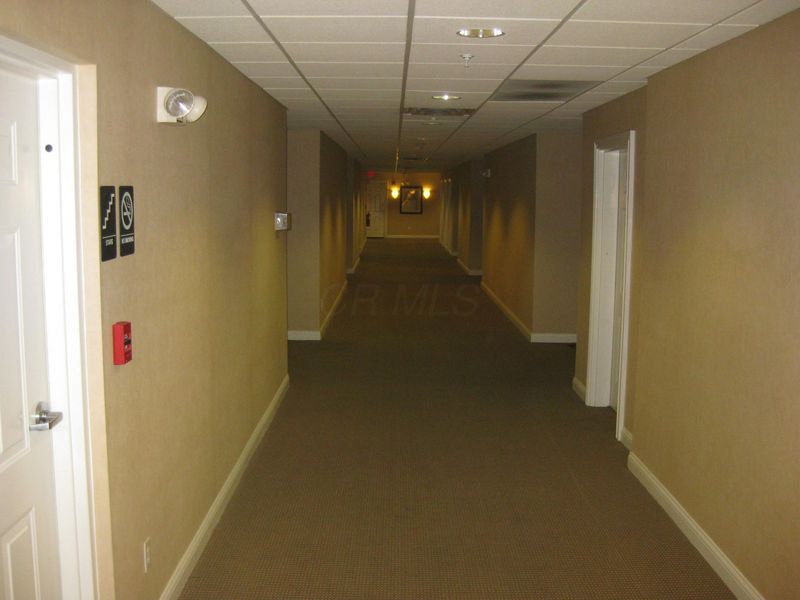 2245 Riverside Drive , Unit 301, Columbus, OH 43221 Photo 3