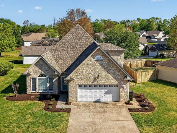 1415 Harrington Dr , Gallatin, TN 37066