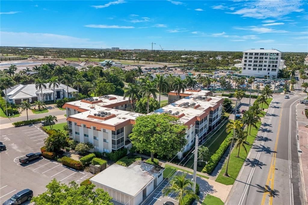 1100 Gulf Shore Blvd N, Unit 108, Naples, FL 34102 Photo