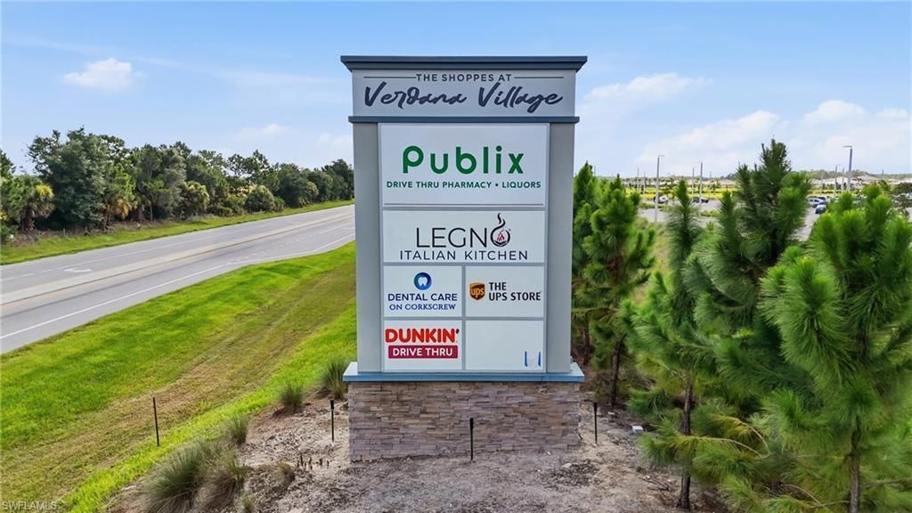 18566 Ives Dr, Estero, FL 33928 Photo
