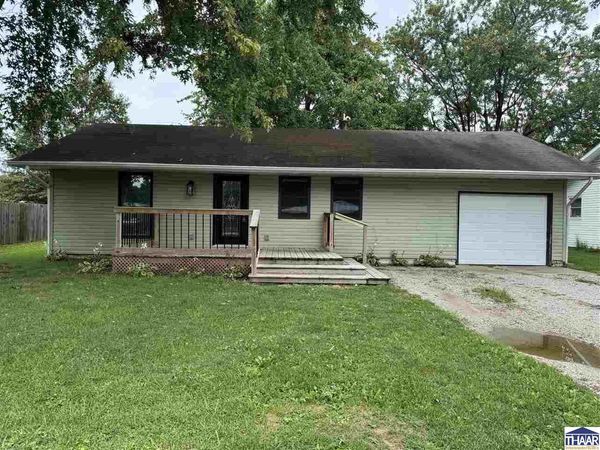 1108 N State Street, Sullivan, IN 47882