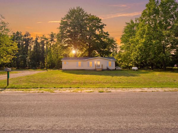 3461 Steiner Road, Fruitport, MI 49415