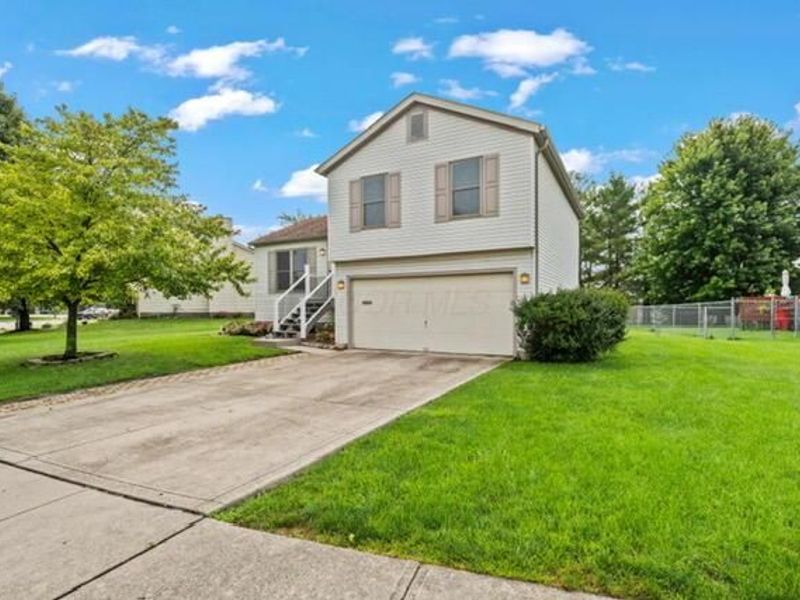 6 Ashton Drive , Ashville, OH 43103 Photo 2