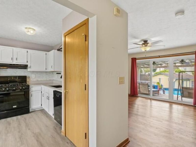 6 Ashton Drive , Ashville, OH 43103 Photo 8