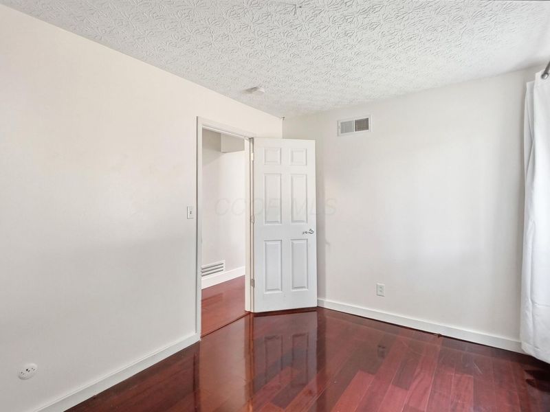 525 Saulsbury Court, Columbus, OH 43230 Photo 30