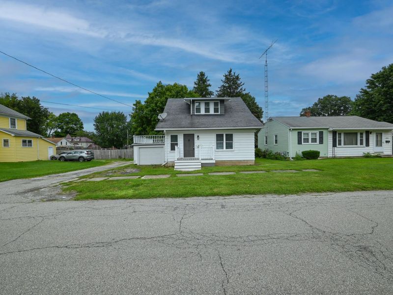 222 E Summit Street , Galion, OH 44833 Photo 3
