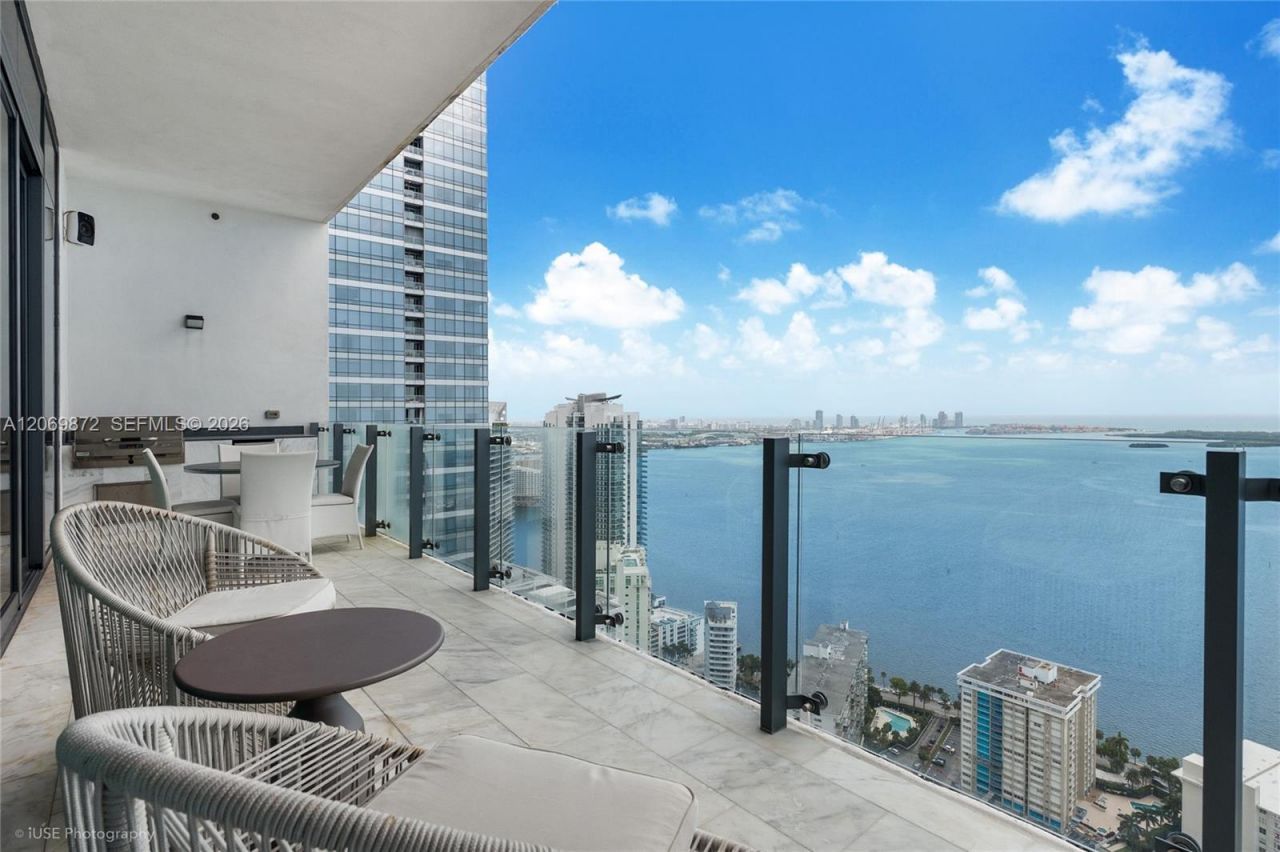 1451 Brickell Ave, Unit 4801, Miami, FL 33131 Main Photo