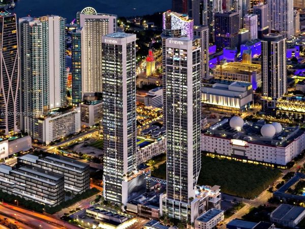 20 NE 11 street , Unit 3605, Miami, FL 33132