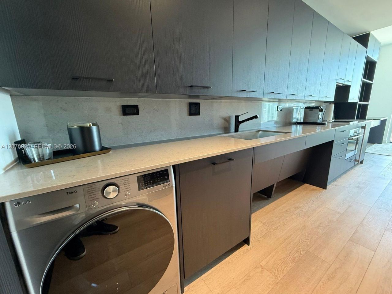 20 NE 11 Street , Unit 3605, Miami, FL 33132 Photo