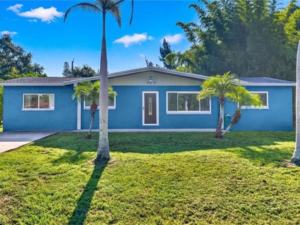 425 Muskegon AVE , FORT MYERS, FL 33905