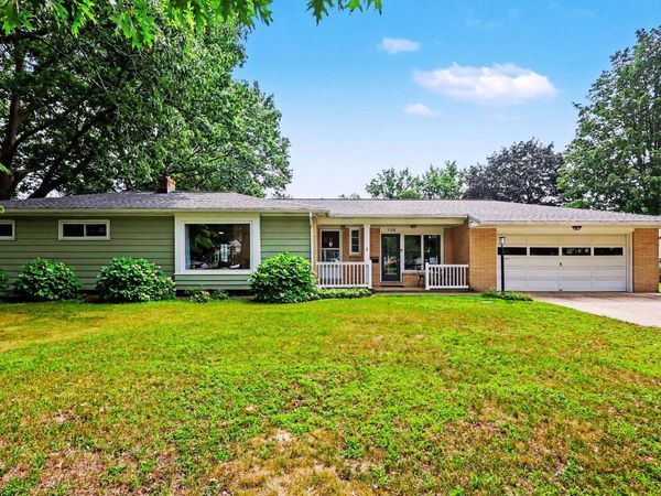 106 E 31st Street, Holland, MI 49423