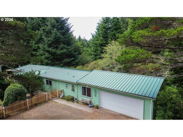 13082 SE CHITTUM DR, South Beach, OR 97366